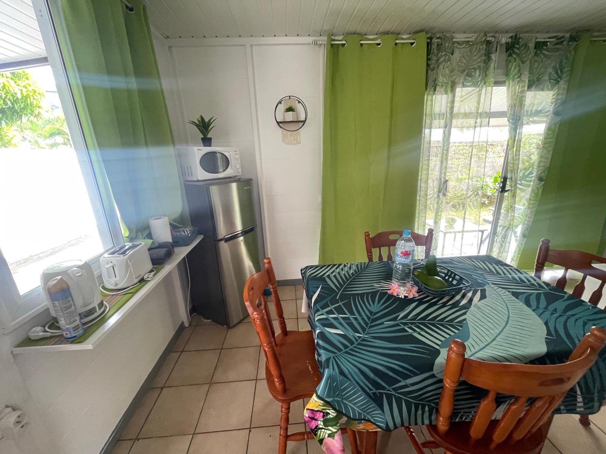Tuatahi Beach Lodge Punaauia Kültér fotó